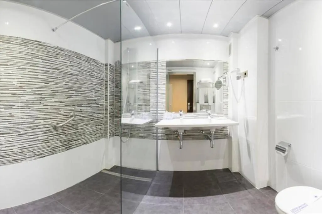 펜션 Habitacion Con Dos Camas En Hotel Ronda Lesseps